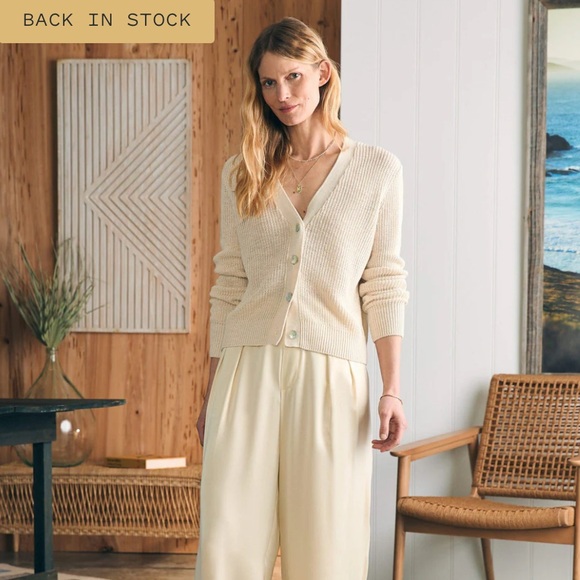 FAHERTY Miramar Linen Cardigan Sweater in Sold out Sand NWOT MOPearl buttons - Picture 3 of 5